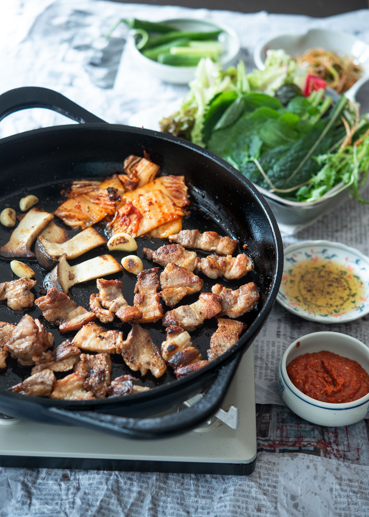 Ka Korean Rectangular Barbecue BBQ Grill Pan Plate, Kimchi Pork Belly SamGyeopSal
